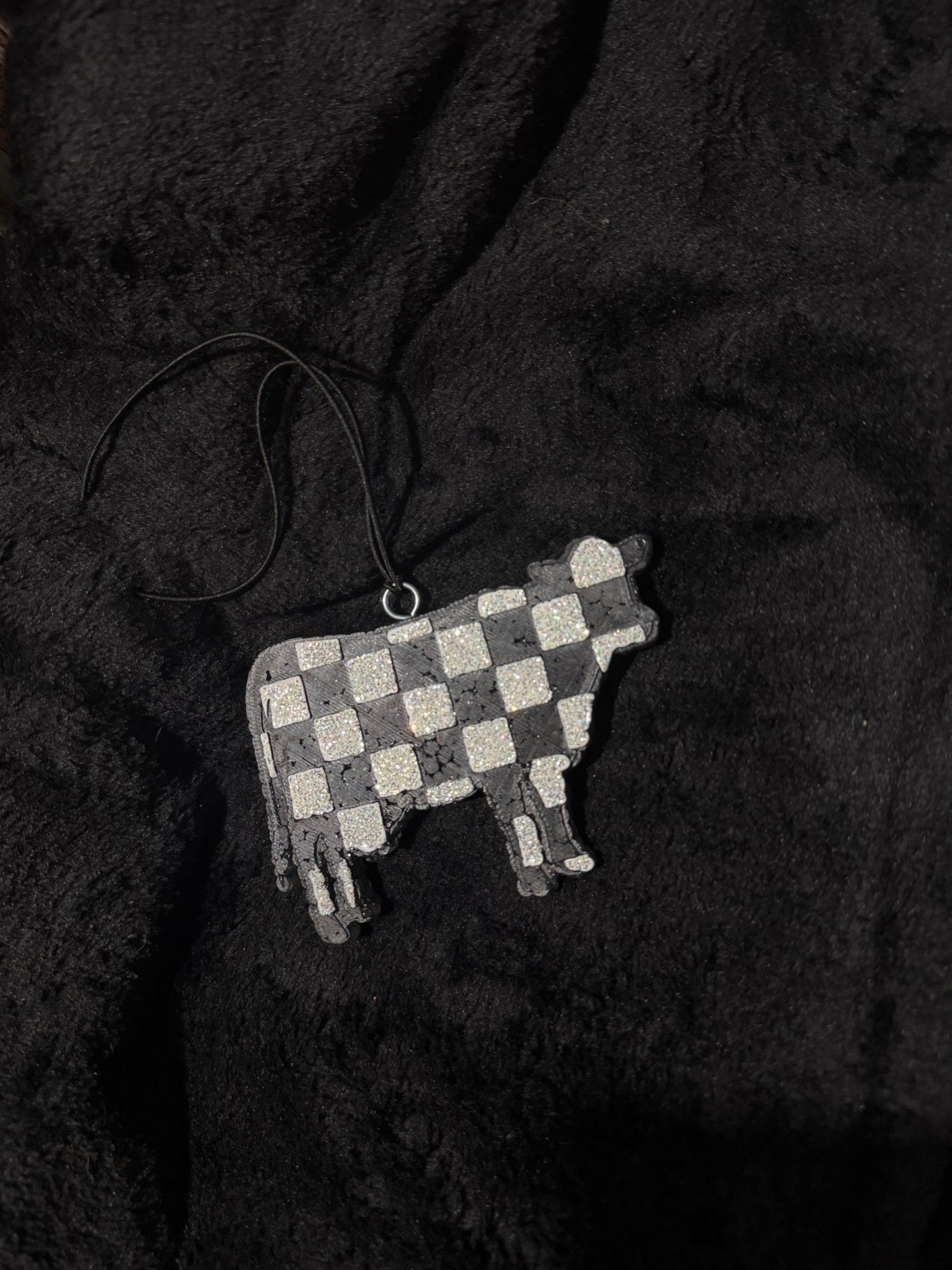 Checkered Cow Freshie